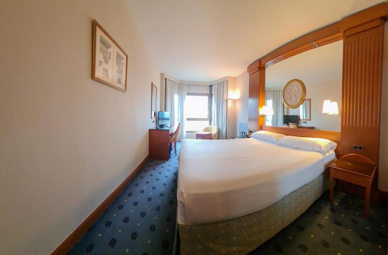 Hotel Los Bracos Logrono Luaran gambar