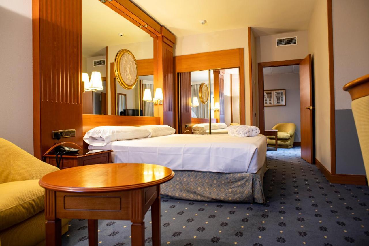Hotel Los Bracos Logrono Luaran gambar