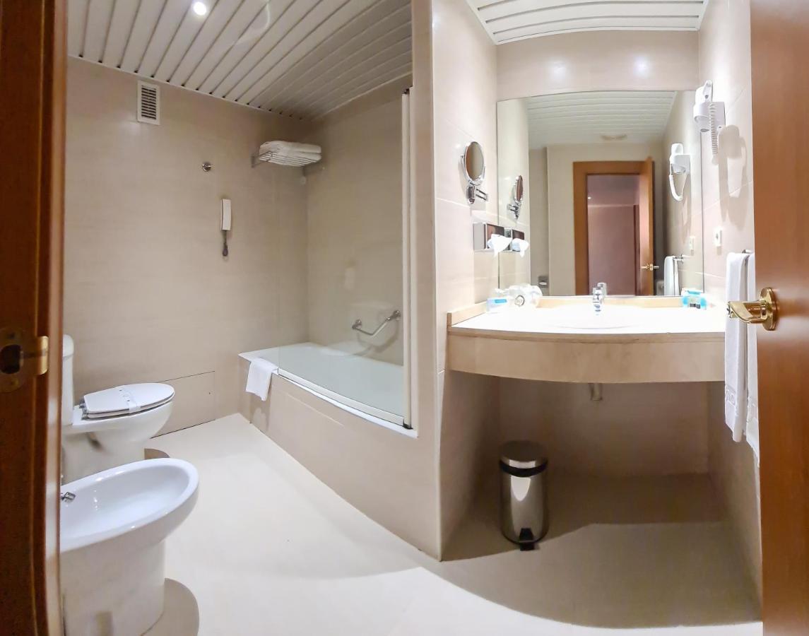 Hotel Los Bracos Logrono Luaran gambar