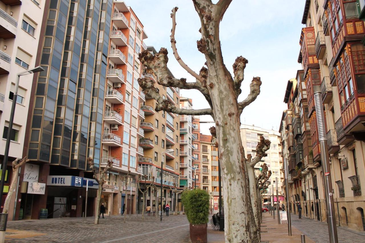 Hotel Los Bracos Logrono Luaran gambar