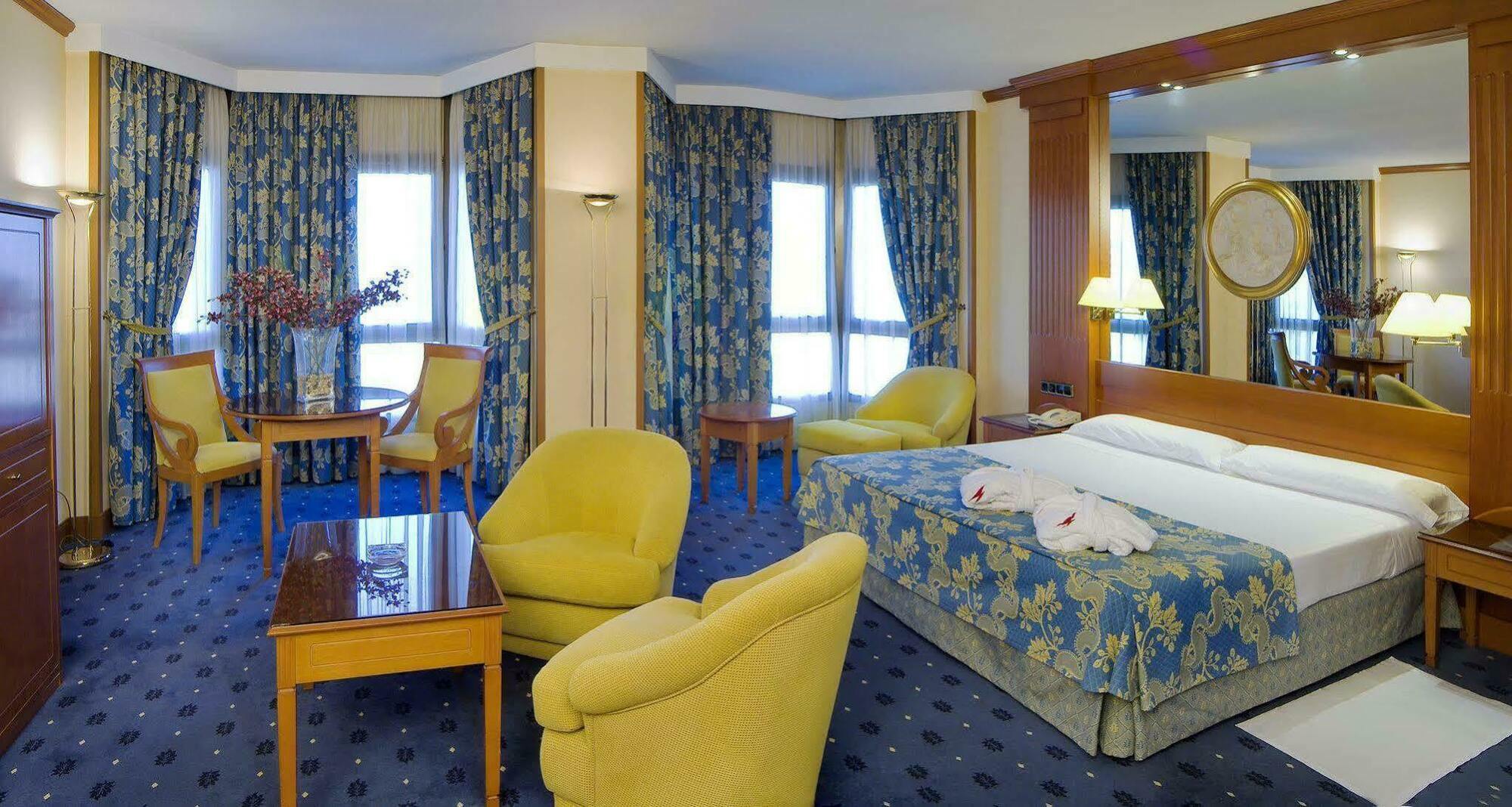 Hotel Los Bracos Logrono Luaran gambar